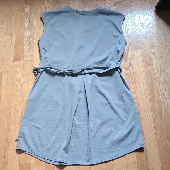 Mountain hardware dress - Picture 4 of 4